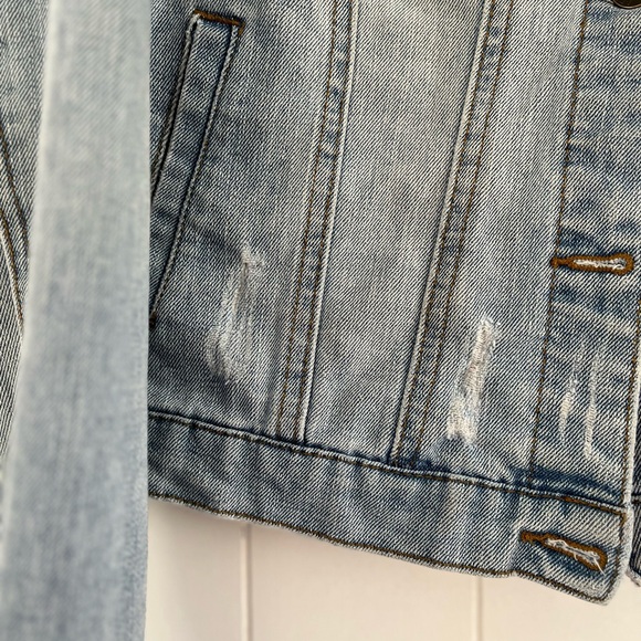 Walt Disney World Mickey Mouse Magic Kingdom denim Jacket Size Medium - Picture 9 of 16